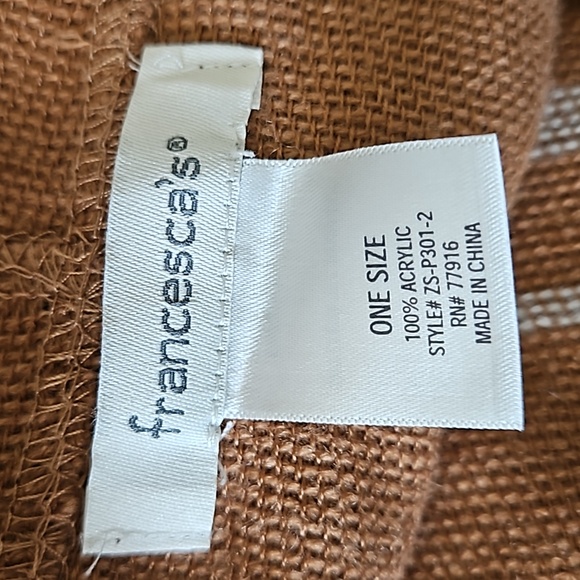 Francescas boho fringe hooded cape, 100% acrylic - Picture 11 of 12